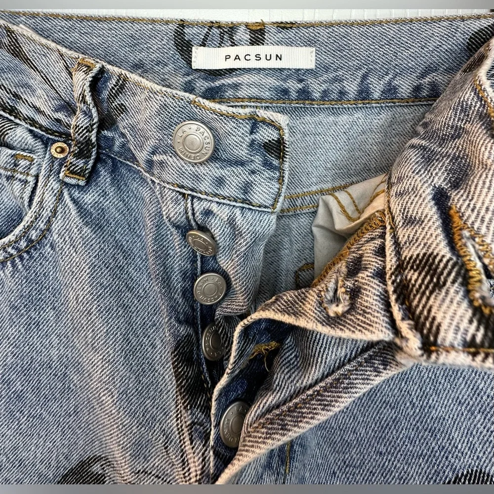 PacSun Eco‎ butterfly high rise straight 5 button distressed jeans women’s 23